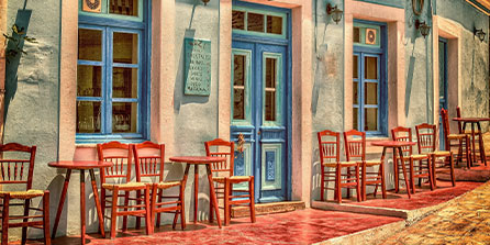 开云官方网站-71岁前国足主帅伊万正式宣布退休，国米伊万